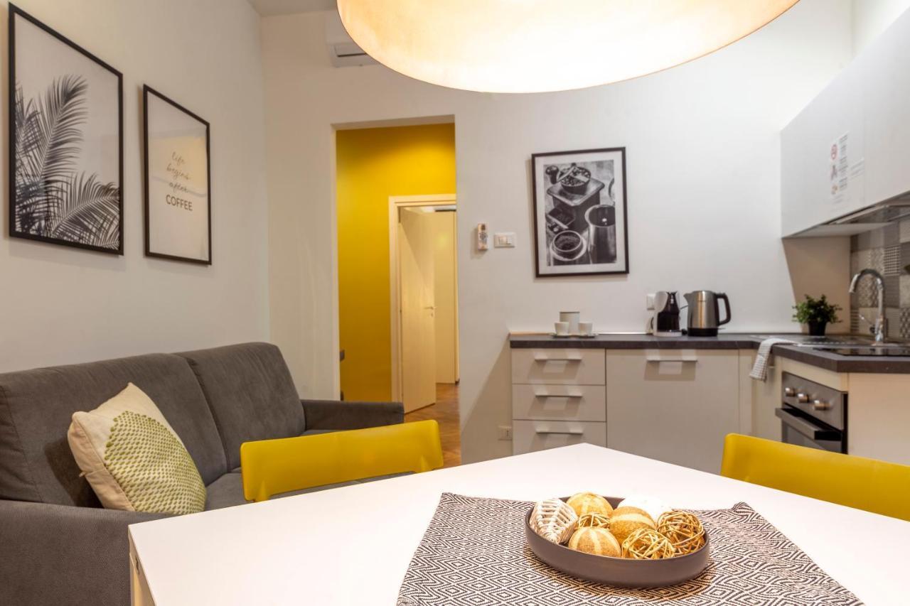 Tram Apartment For 4 Guests Trieszt Kültér fotó